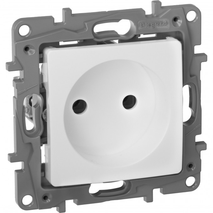 Розетка LEGRAND 2К немецкий стандарт 16 А 250 В Etika белый 672220