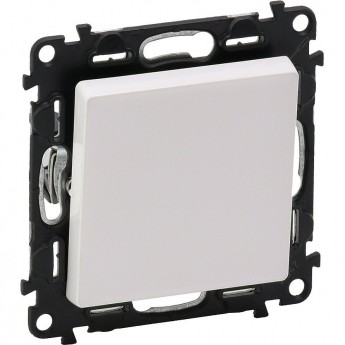 Переключатель LEGRAND Valena LIFE 10АХ 250В с лицевой панелью безвинтовые зажимы белый Переключатель LEGRAND Valena LIFE 10АХ 250В с лицевой панелью безвинтовые зажимы белый