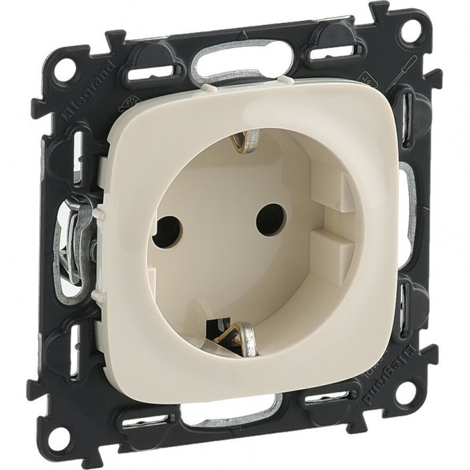 Силовая розетка LEGRAND Valena ALLURE 2К+З 16А 250В с лицевой панелью безвинтовые зажимы слоновая кость 753821