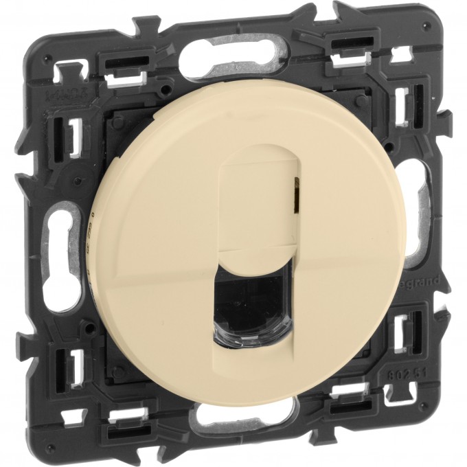 Розетка LEGRAND Celiane RJ45 UTP Cat. 6 слоновая кость SET-1-067344-01
